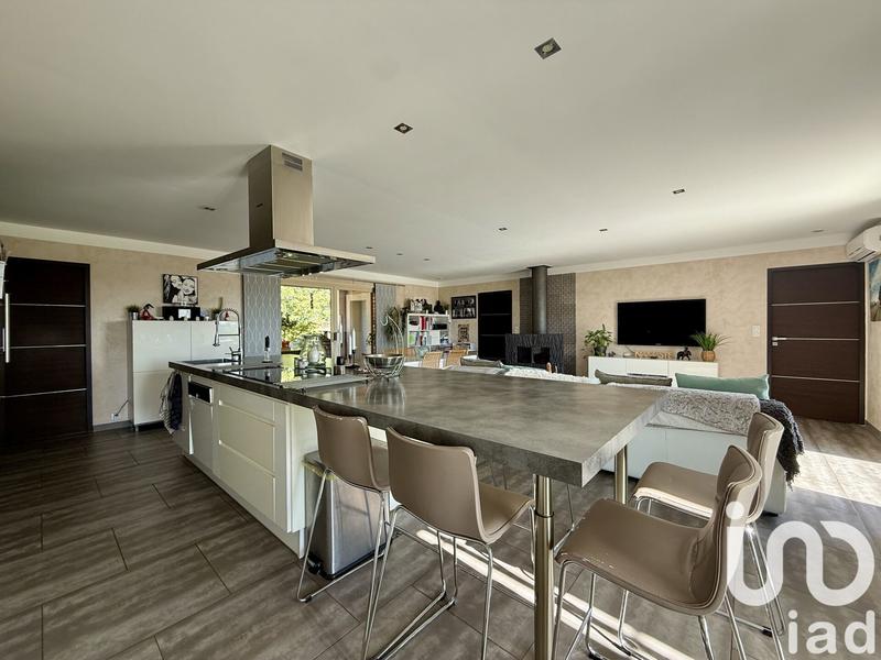 Maison - 143 m² - 4 pièces