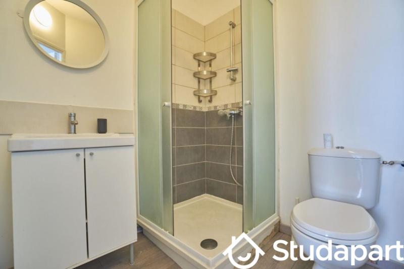 Chambre - 13 m² - 1 pièce