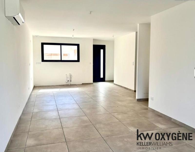 Maison - 93 m² - 4 pièces