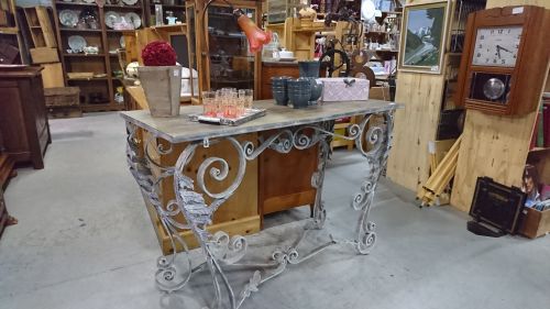 Dépôt vente Brocante