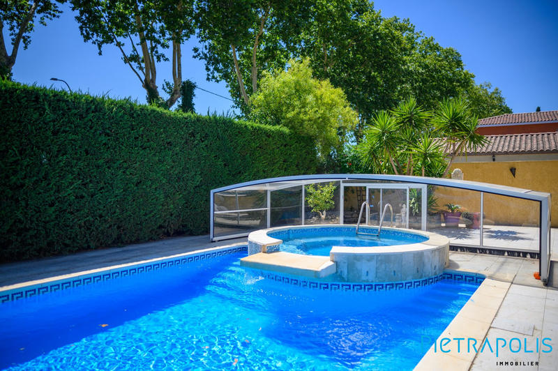 Maison - 140 m² - 5 pièces