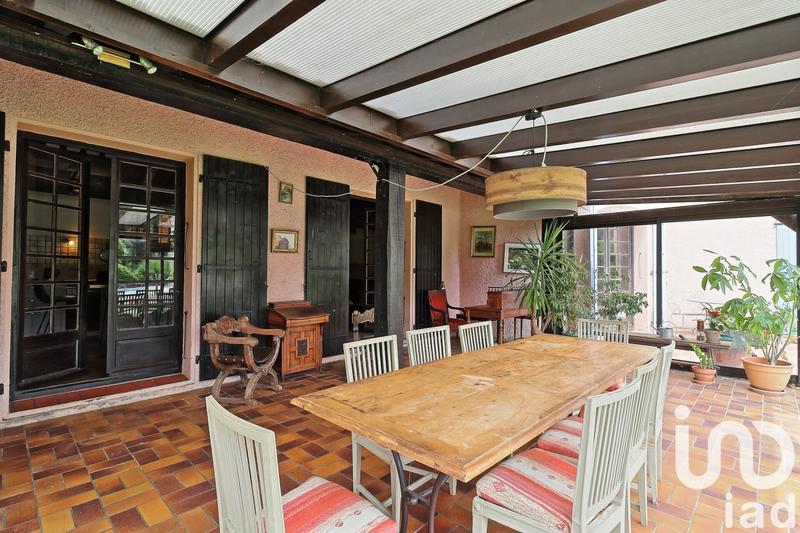 Maison - 200 m² - 6 pièces