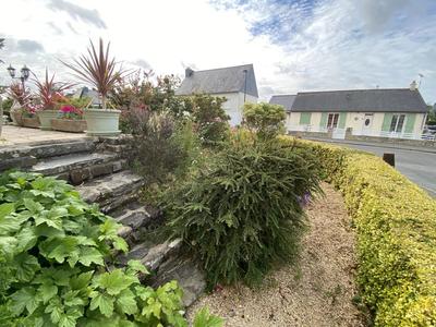 Maison - 102 m² - 5 pièces