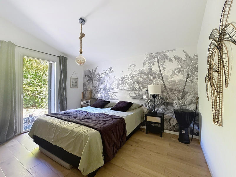 Maison - 190 m² - 8 pièces