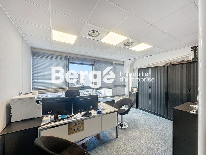 Bureau - 485 m²