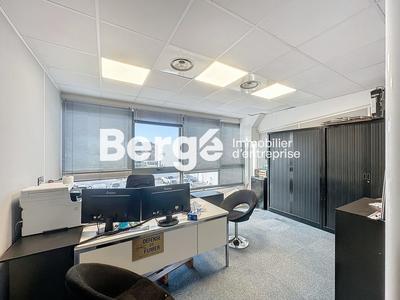 Bureau - 485 m²