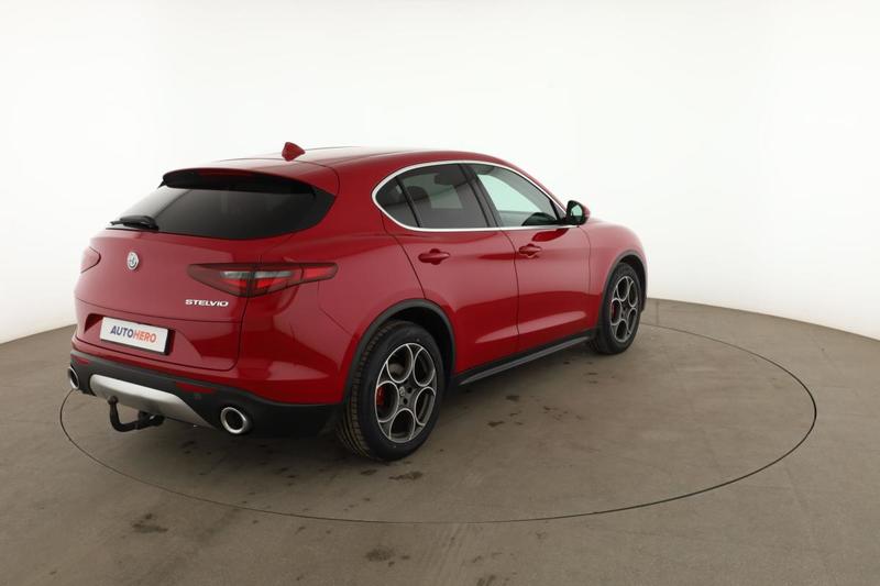 Alfa Romeo Stelvio 2.2 Diesel Business At8 180 ch