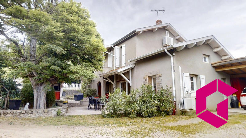 Maison - 135 m² - 7 pièces