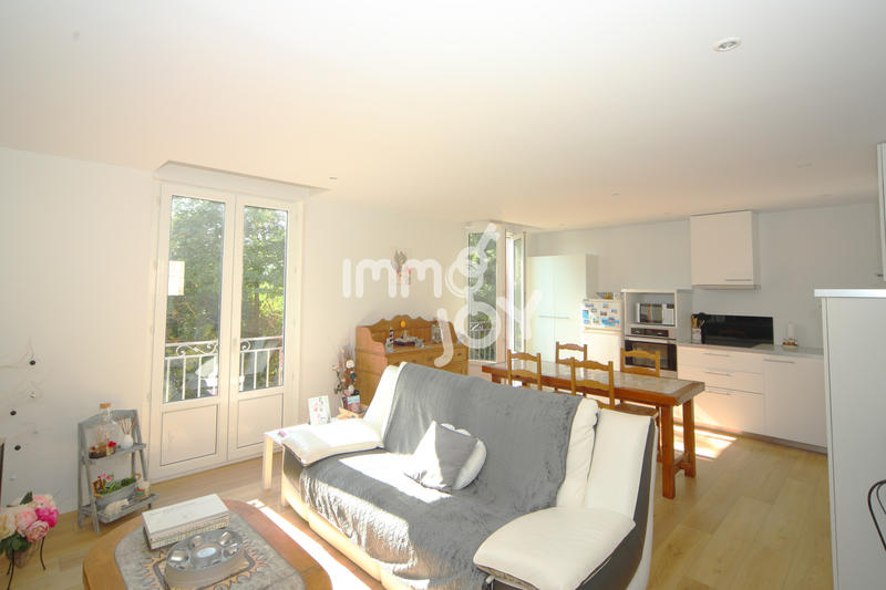 Maison - 319 m² - 13 pièces