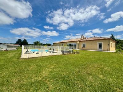 Maison - 190 m² - 6 pièces