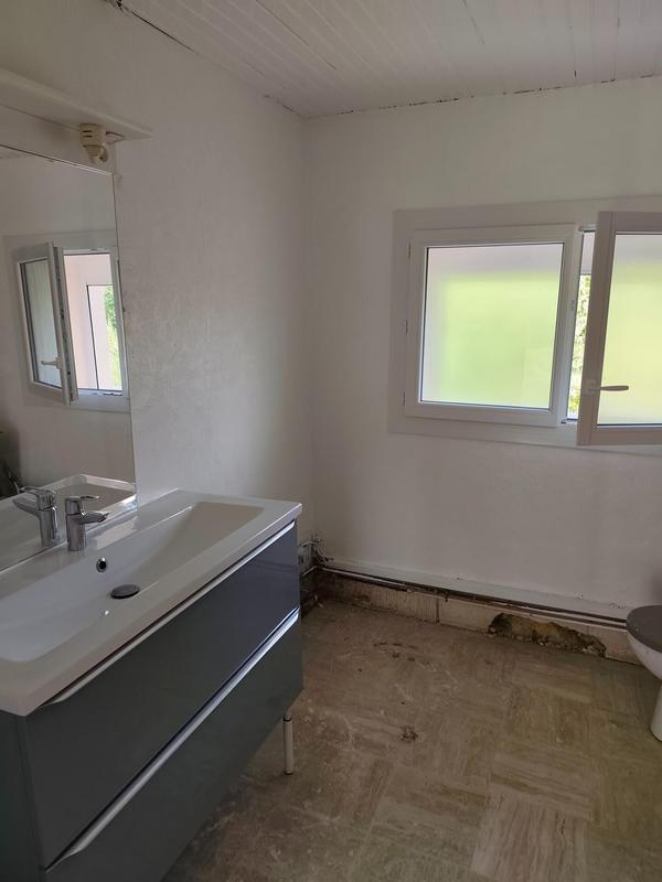 Maison - 99 m² - 5 pièces