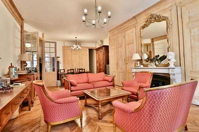 Appartement - 144 m² - 5 pièces