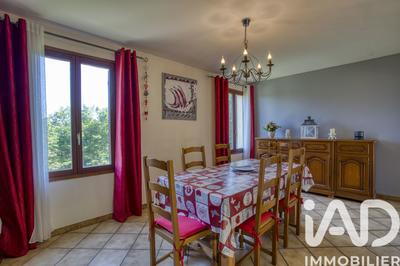Maison - 145 m² - 5 pièces