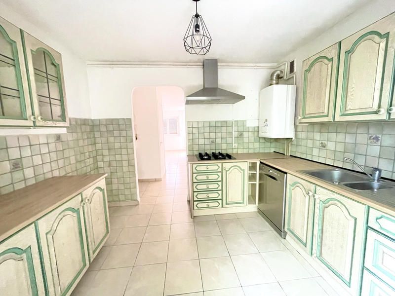 Appartement - 85 m² - 4 pièces