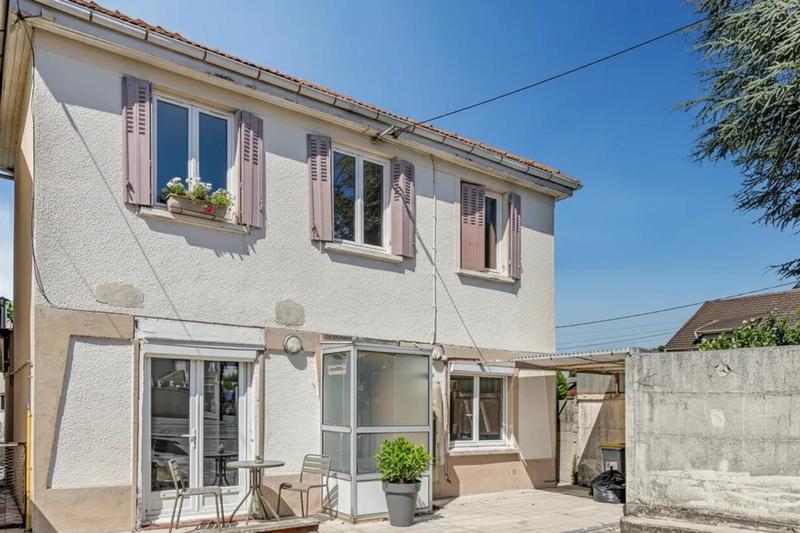 Maison - 83 m² - 4 pièces