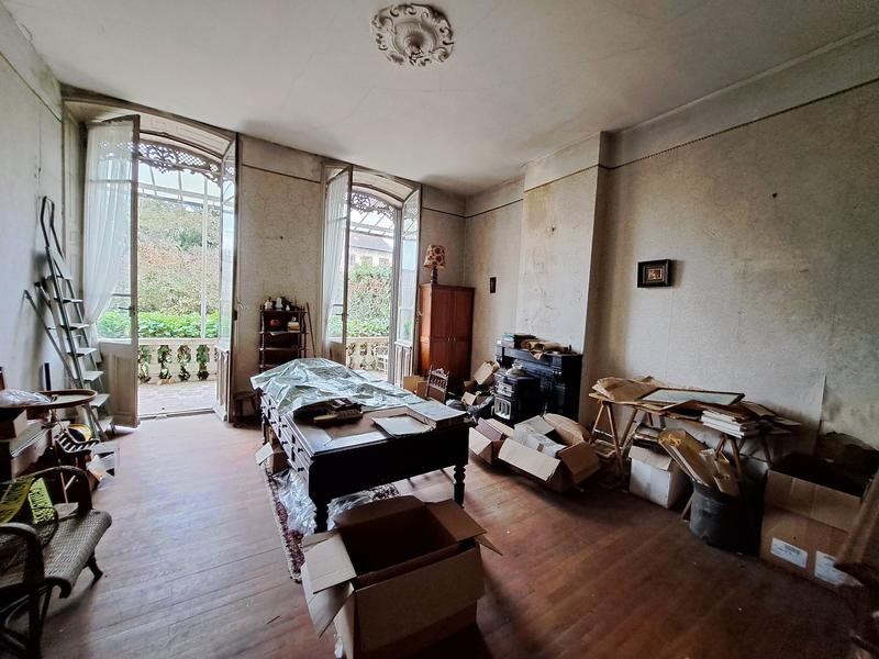 Maison - 506 m² - 15 pièces