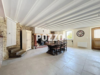 Maison - 192 m² - 9 pièces