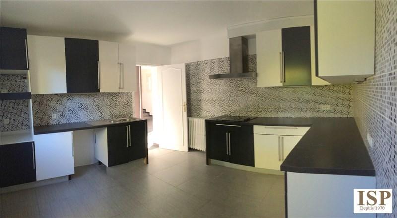 Maison - 202 m² - 5 pièces