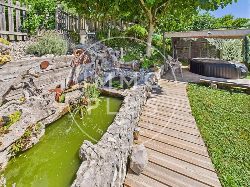 Maison - 177 m² - 6 pièces