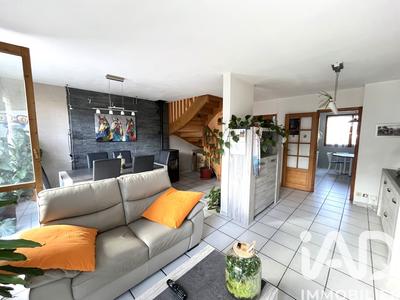 Maison - 99 m² - 4 pièces