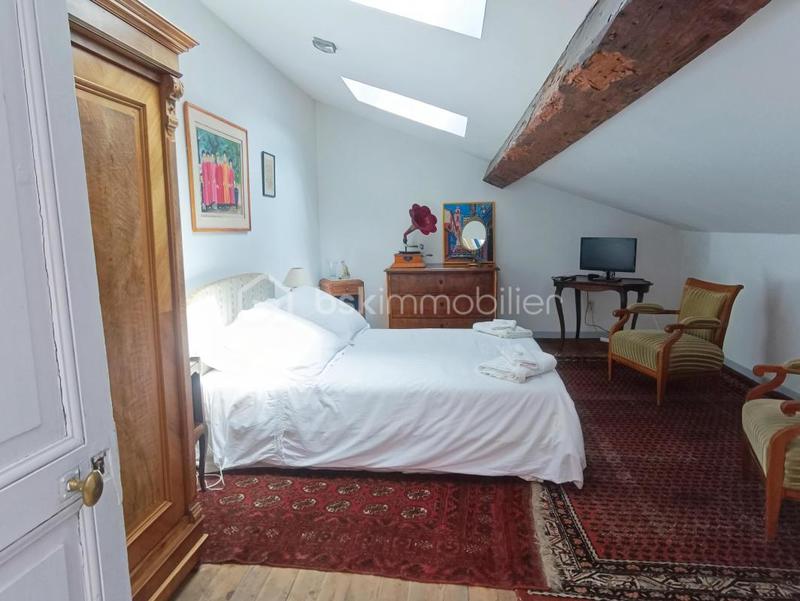 Hôtel particulier - 210 m² - 7 pièces