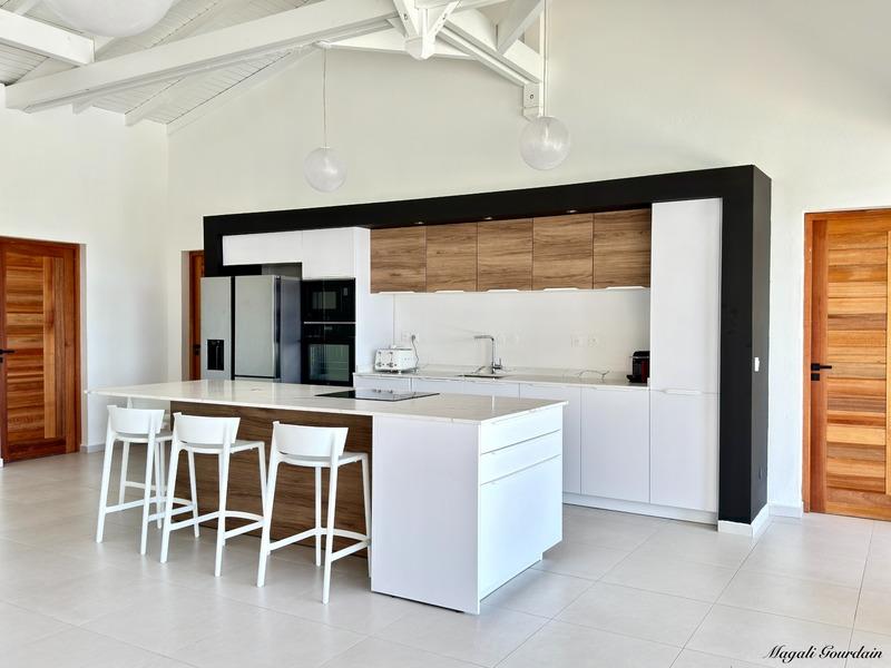 Propriété - 205 m² - 7 pièces