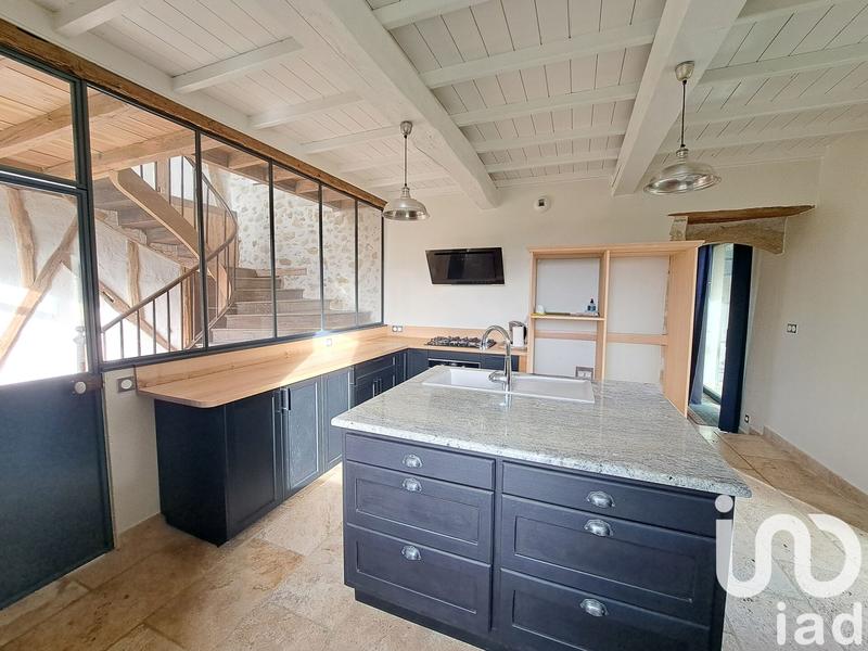 Maison - 500 m² - 13 pièces