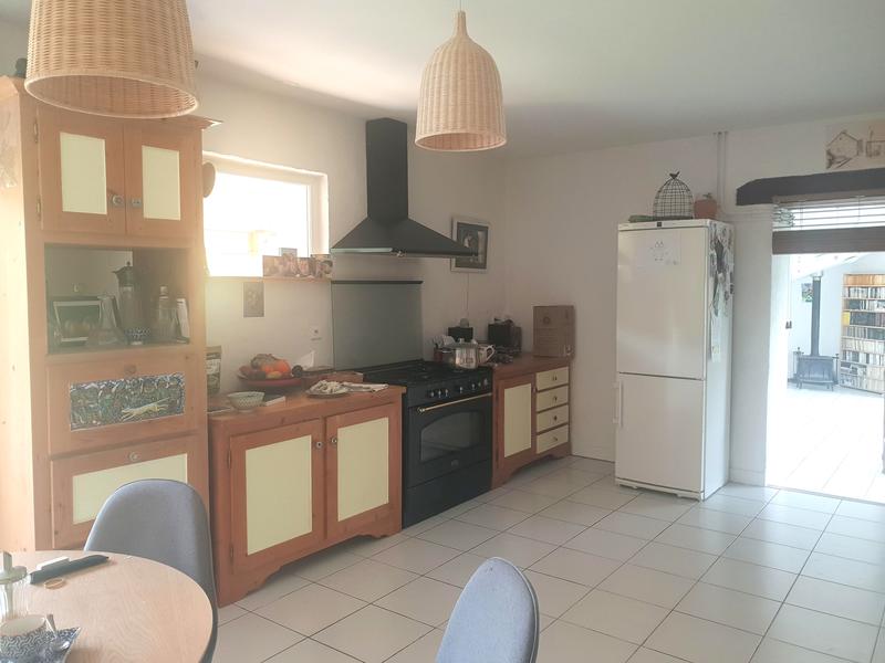 Maison - 203 m² - 7 pièces