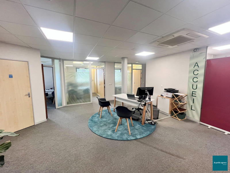 Bureau - 140 m²