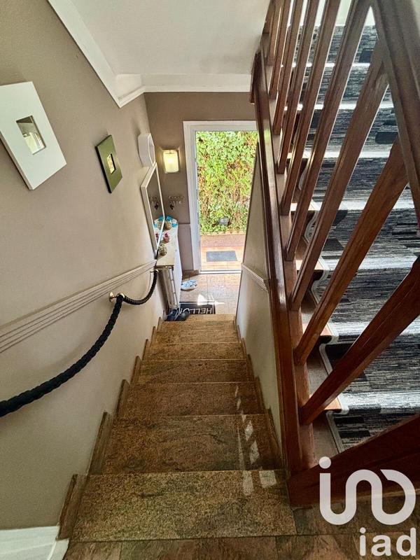 Maison - 104 m² - 6 pièces