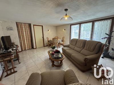 Maison - 180 m² - 7 pièces