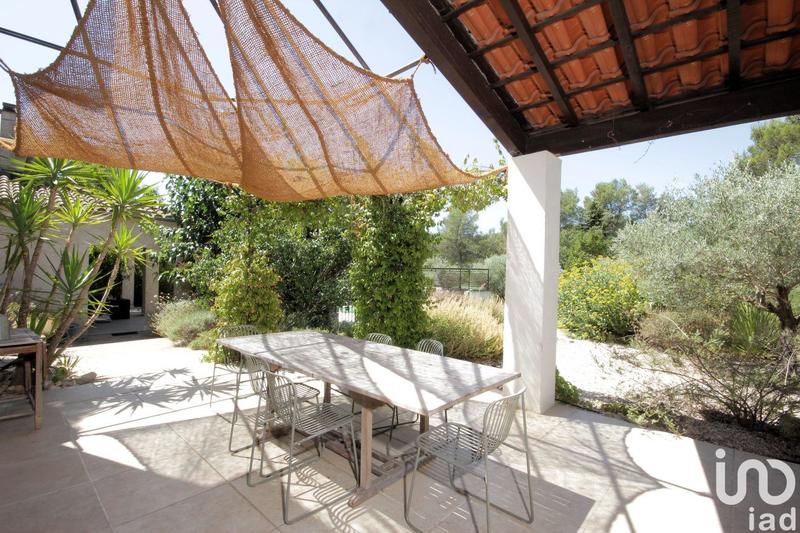 Maison - 300 m² - 10 pièces