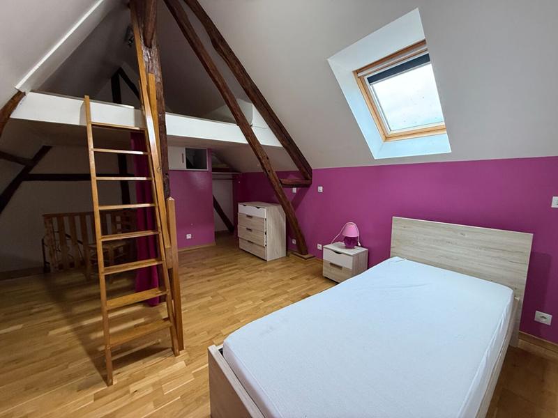 Maison - 313 m² - 14 pièces