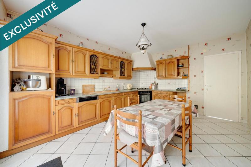 Maison - 193 m² - 6 pièces