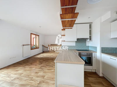 Appartement - 80 m² - 4 pièces