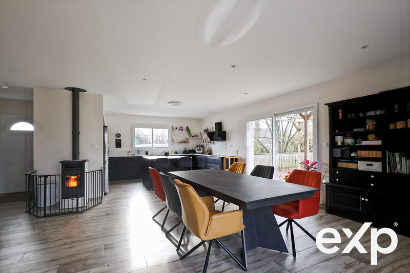 Maison contemporaine - 139 m² - 6 pièces