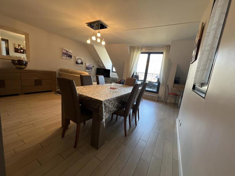 Duplex - 103 m² - 4 pièces