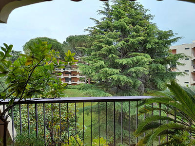 Appartement - 90 m² - 4 pièces