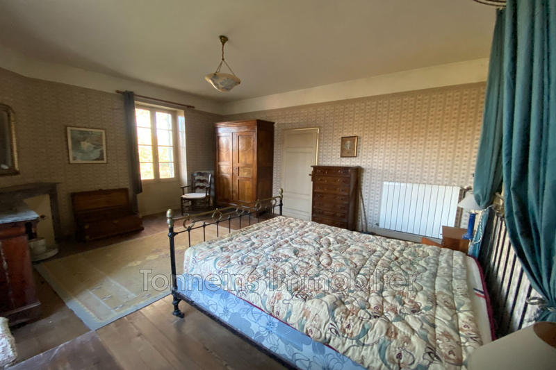 Maison - 236 m² - 6 pièces