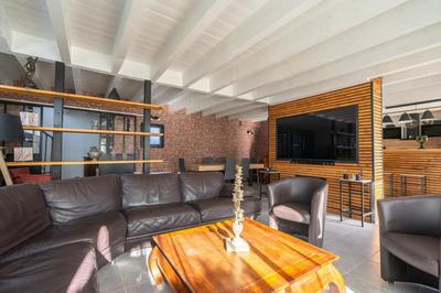 Maison - 151 m² - 8 pièces