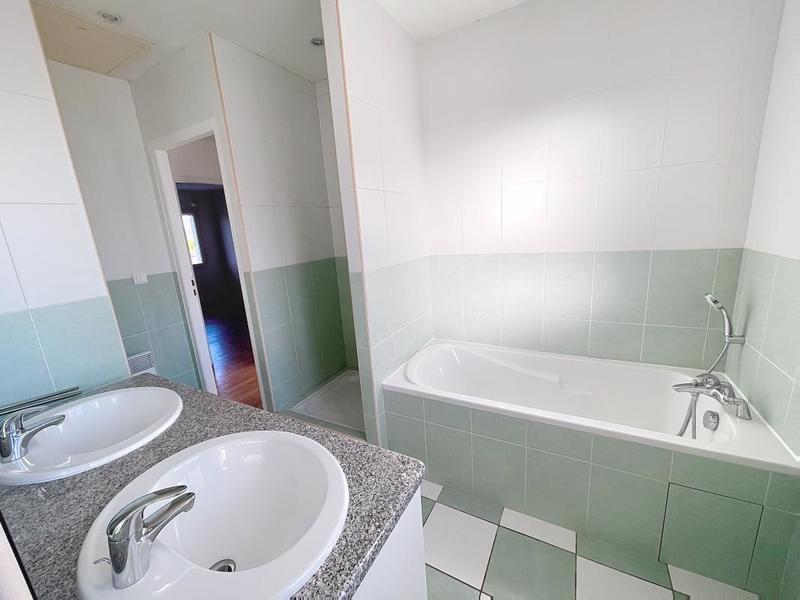 Maison - 83 m² - 4 pièces