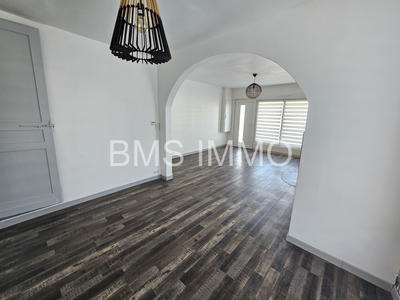 Maison - 90 m² - 3 pièces