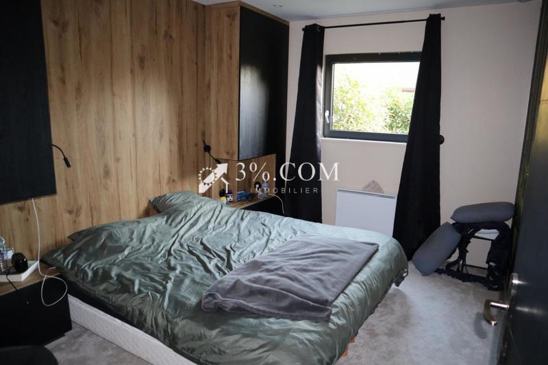 Maison - 222 m² - 7 pièces