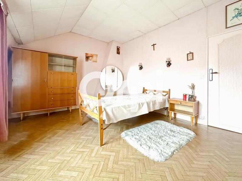 Maison - 80 m² - 4 pièces