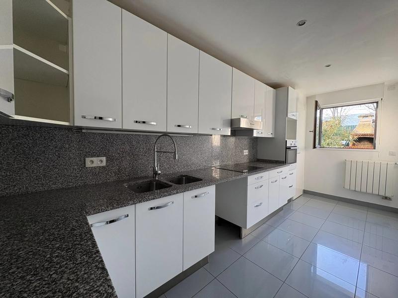 Maison - 77 m² - 3 pièces