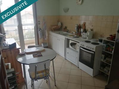 Appartement - 80 m² - 5 pièces
