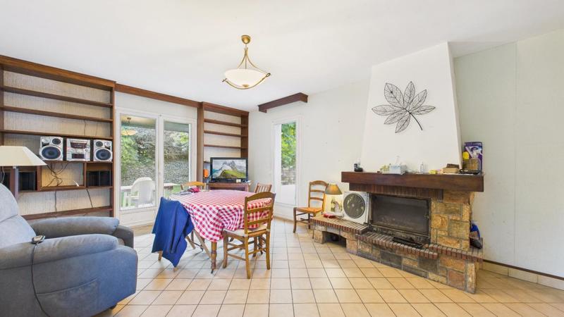 Maison - 102 m² - 5 pièces