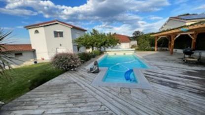 Maison - 194 m² - 6 pièces