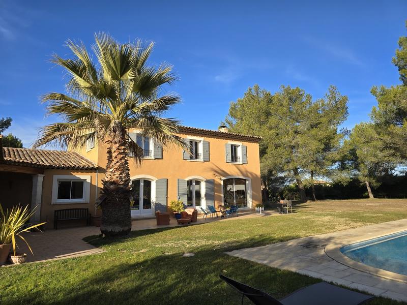 Maison - 224 m² - 5 pièces