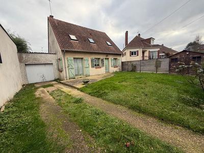 Maison - 100 m² - 5 pièces
